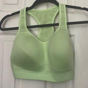 Gymshark light green sports bra